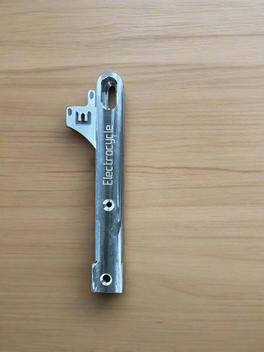Bolt on extended swingarm
