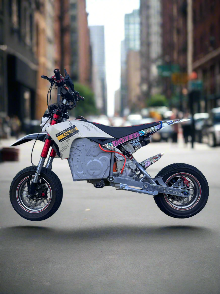 Bolt on extended swingarm
